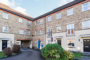 Photo 36- click for photo gallery